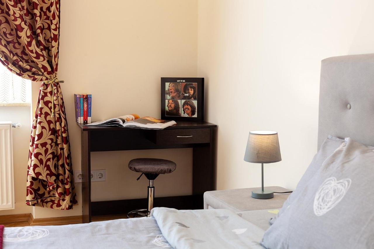 Apartment On Tamanska - вулиця дарії гусяк *