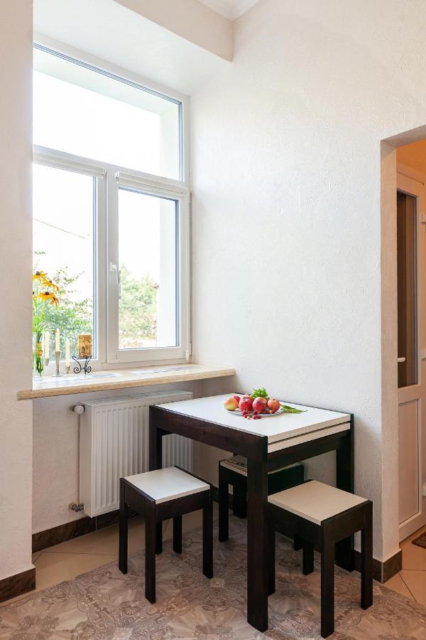 Apartment On Tamanska - вулиця дарії гусяк *